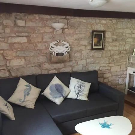 Vakantiehuis Stone House Near Rovinj *