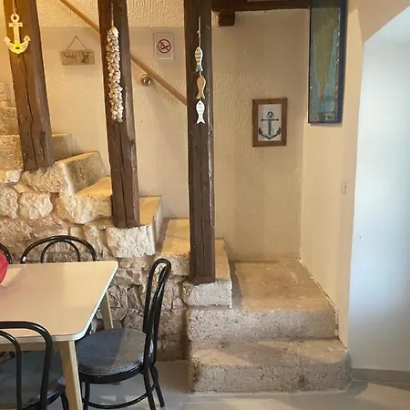 Stone House Near Rovinj Vakantiehuis *